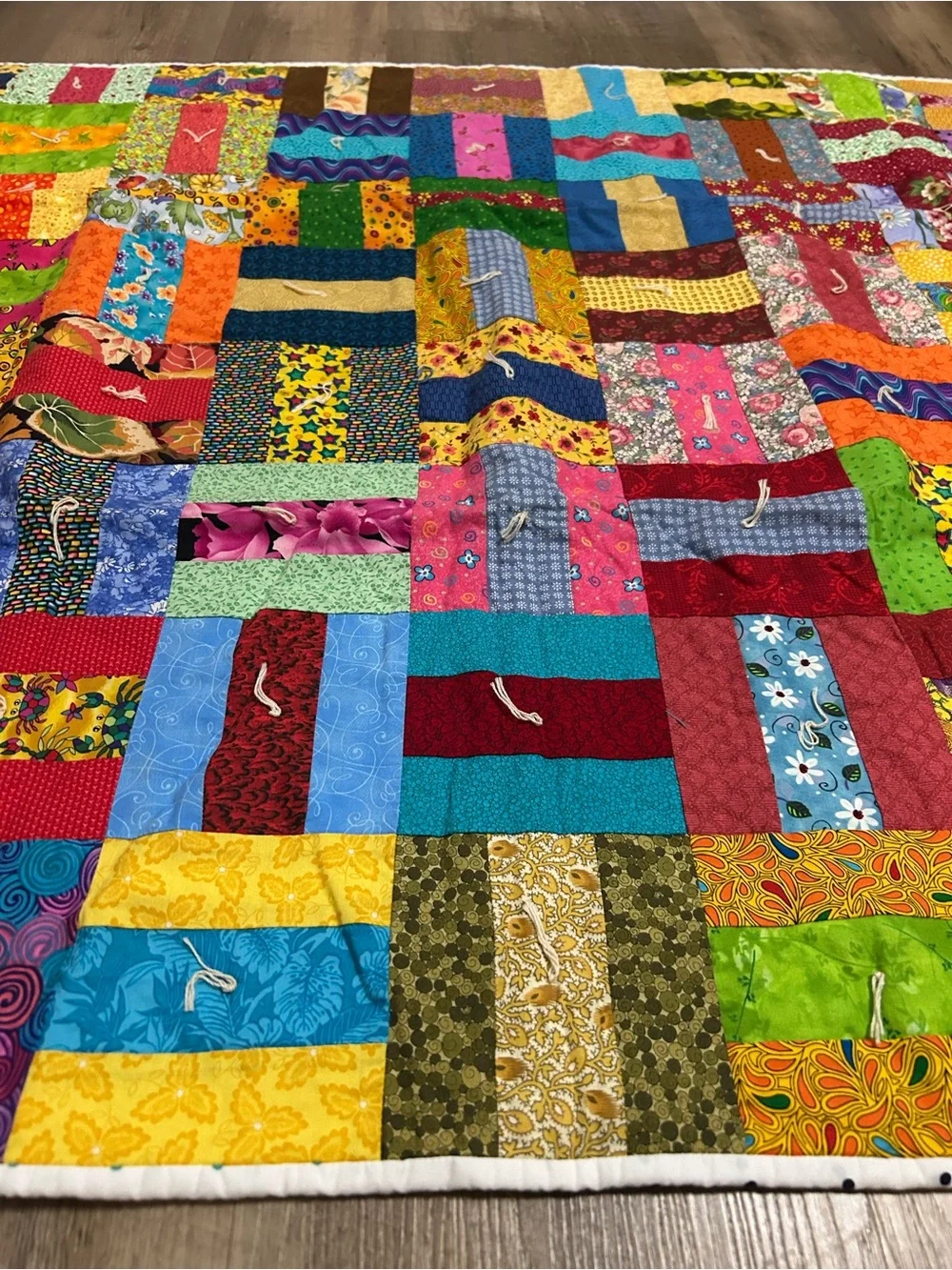 Handmade Multicolor Patchwork Quilt - Vibrant Home Bedding